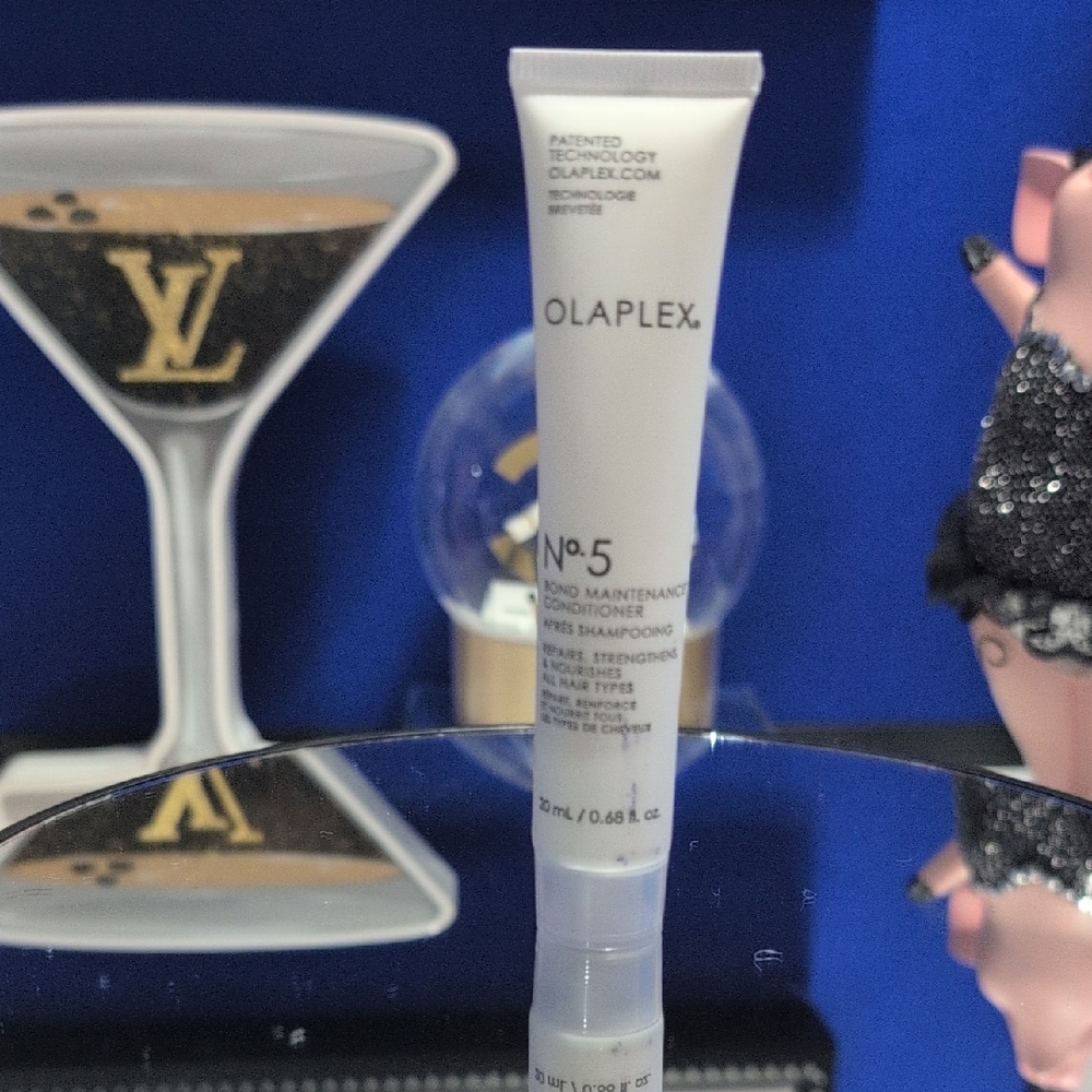Olaplex No.5 Bond Maintenance Conditioner - Travel Size. 68 Fl Oz